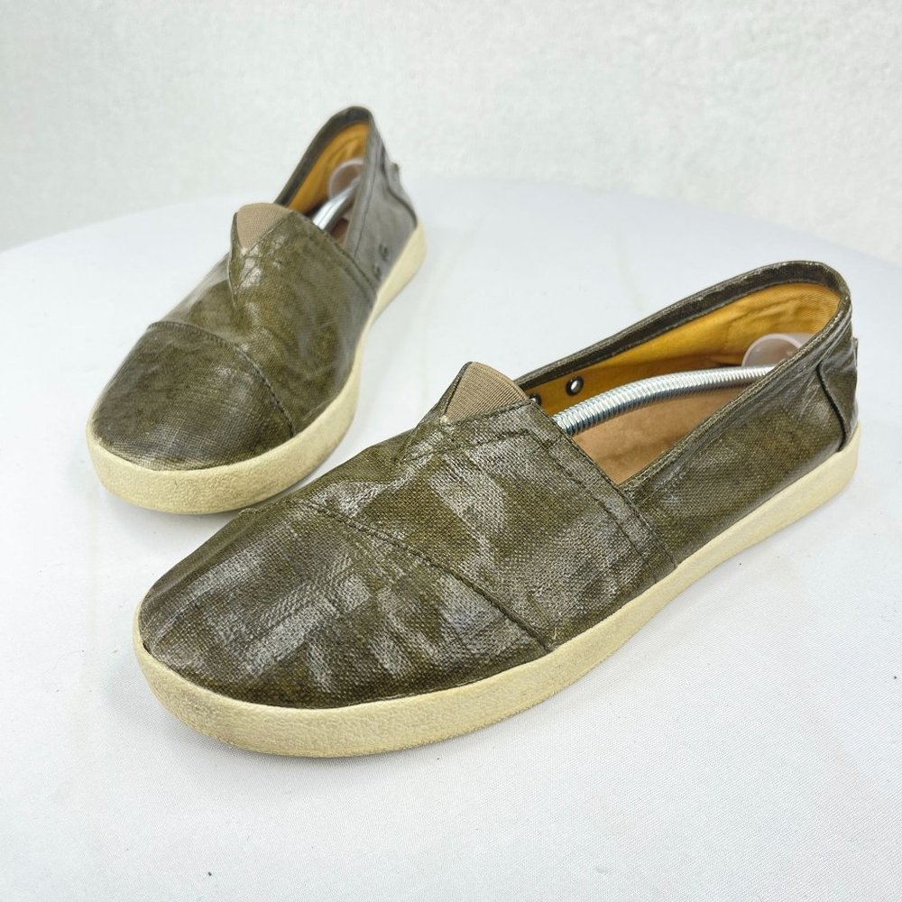 TOMS Womens 9 Avalon Olive Green Waxed Canvas Patent Linen Slip On Loafers